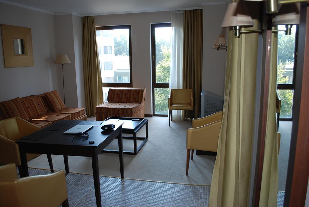 Royal Beach Apartments Sunny Beach Habitación foto